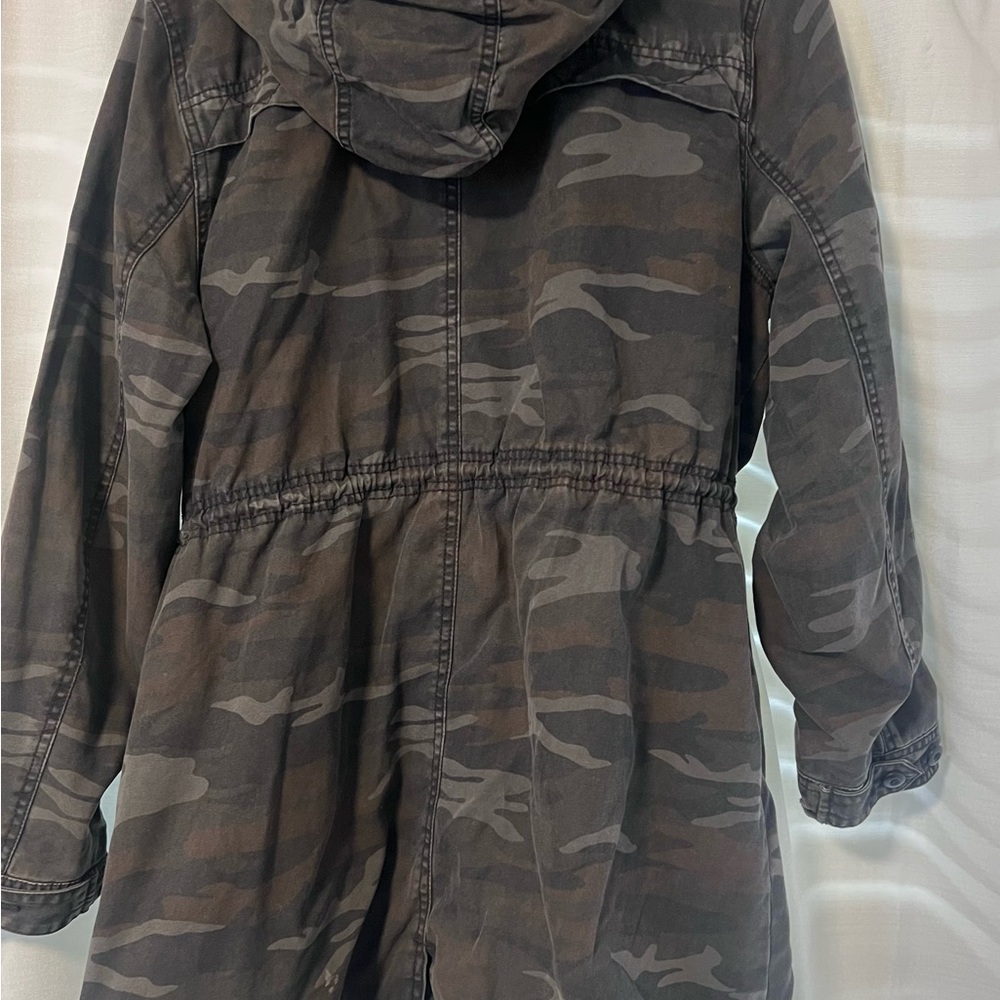American Eagle Camouflage Coat with Hood